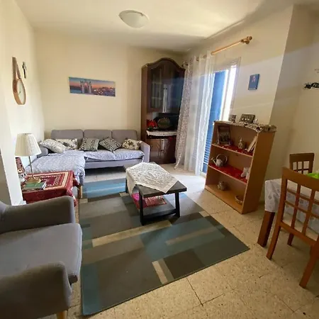 아파트 Blue House 3 Bedrooms *
